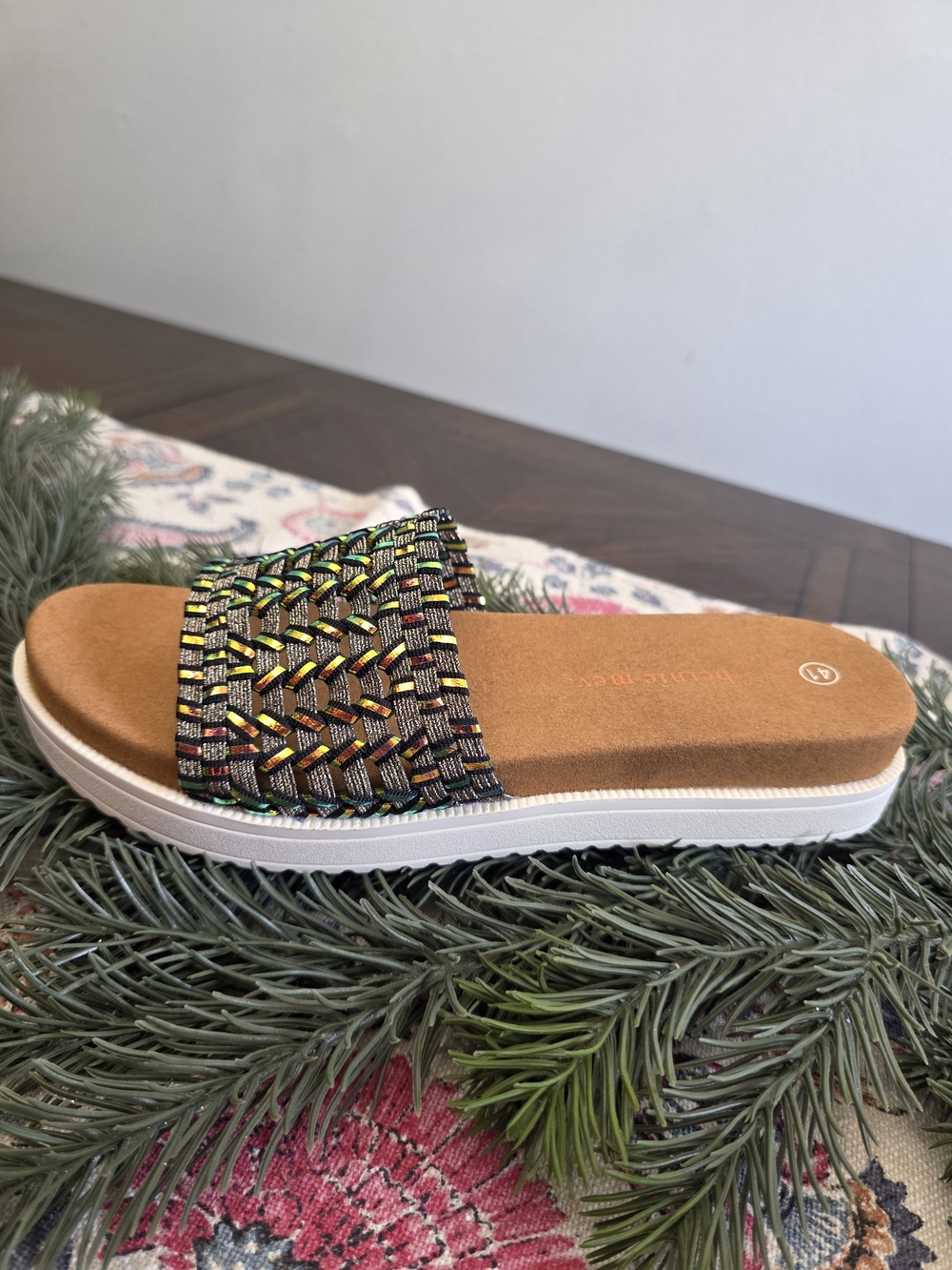 bernie mev. Women's Capri Sandal in Plasma